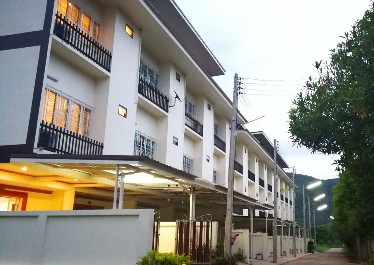 Na Phurua Hostel エクステリア 写真